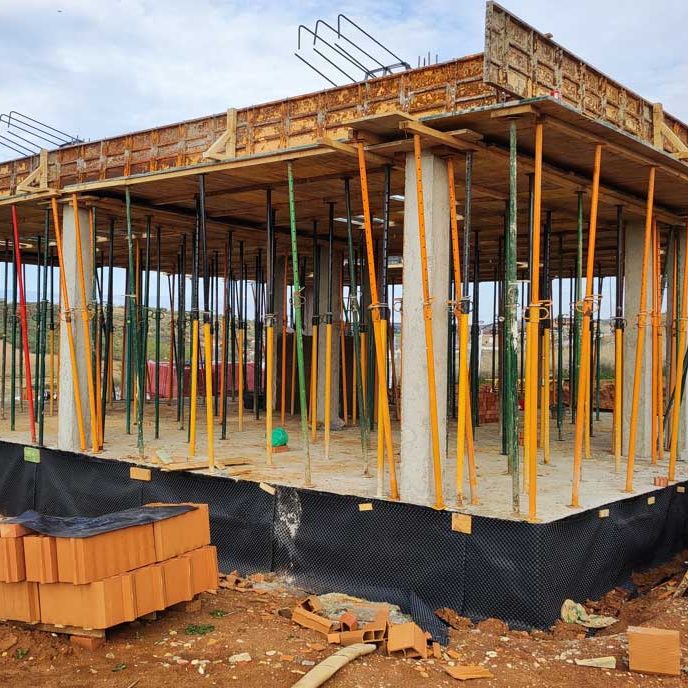 Equipo y herramientas de construcción 